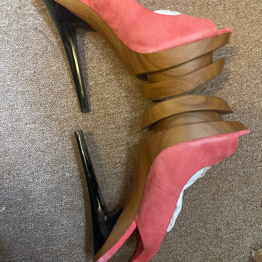 Jessica Simpson Heels